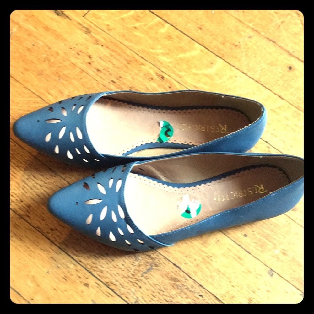 Blue Eyelet Flats Size 8